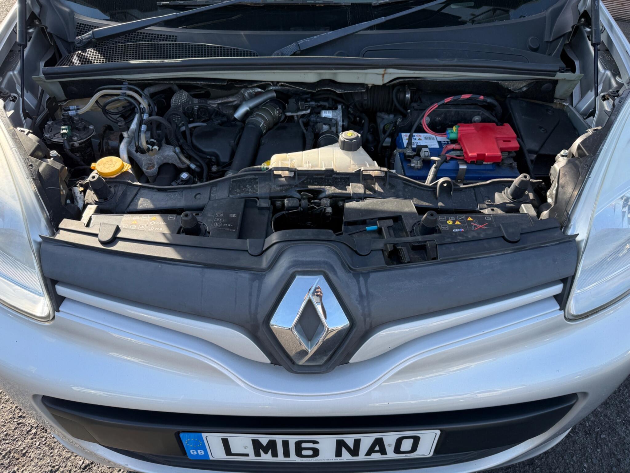 Renault Kangoo - Image 38