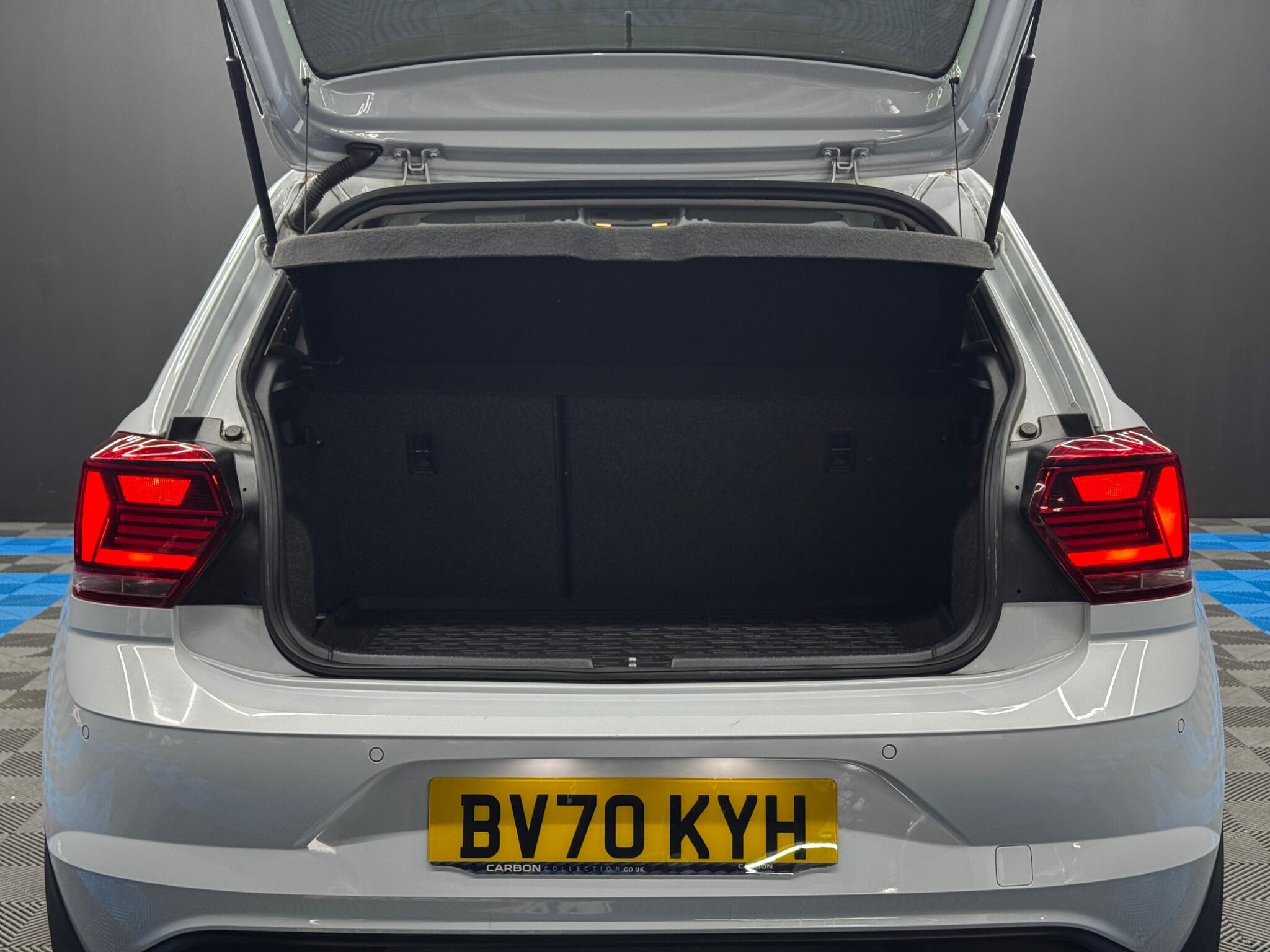 Volkswagen Polo - Image 37