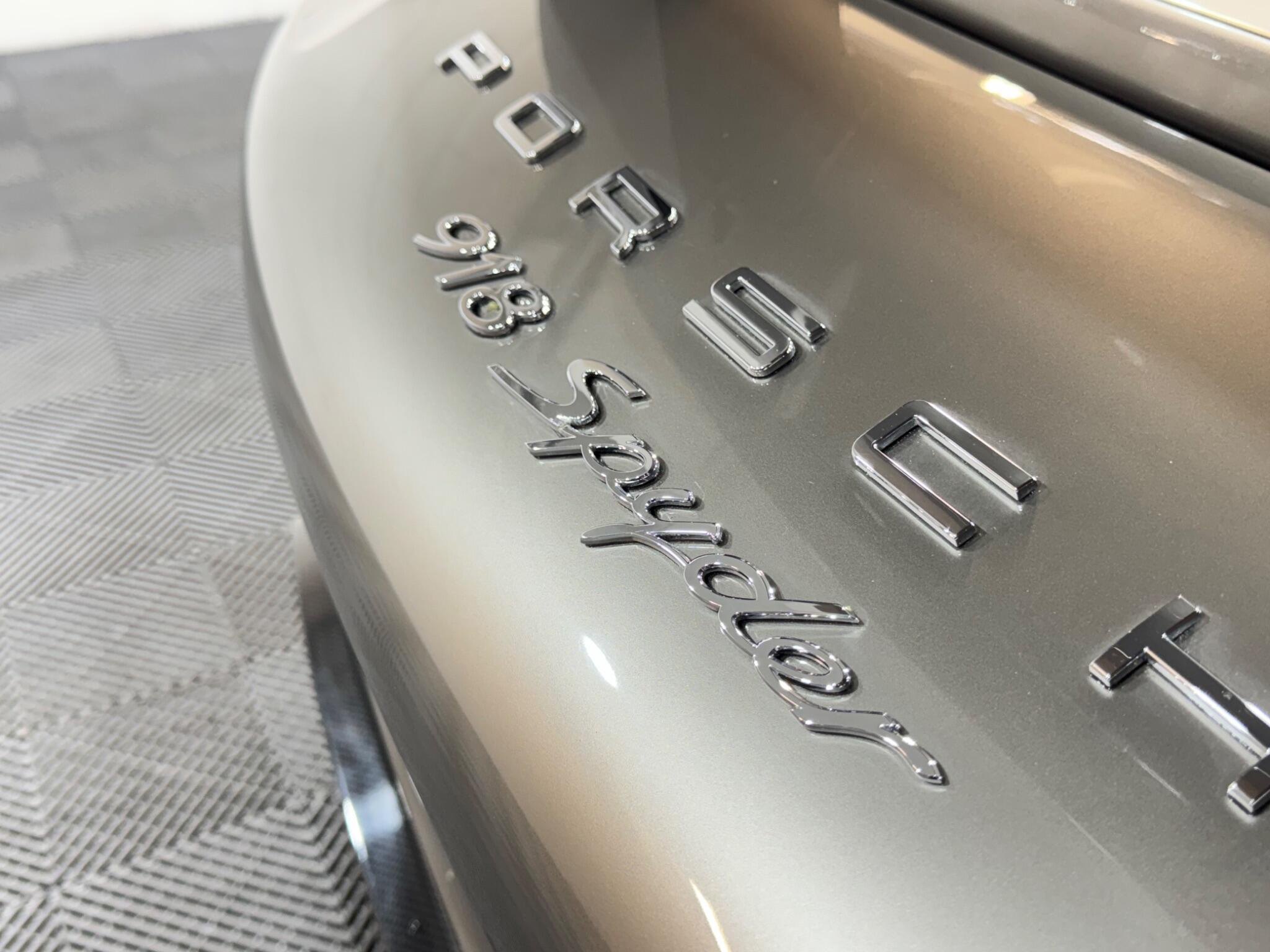 Porsche 918 - Image 19