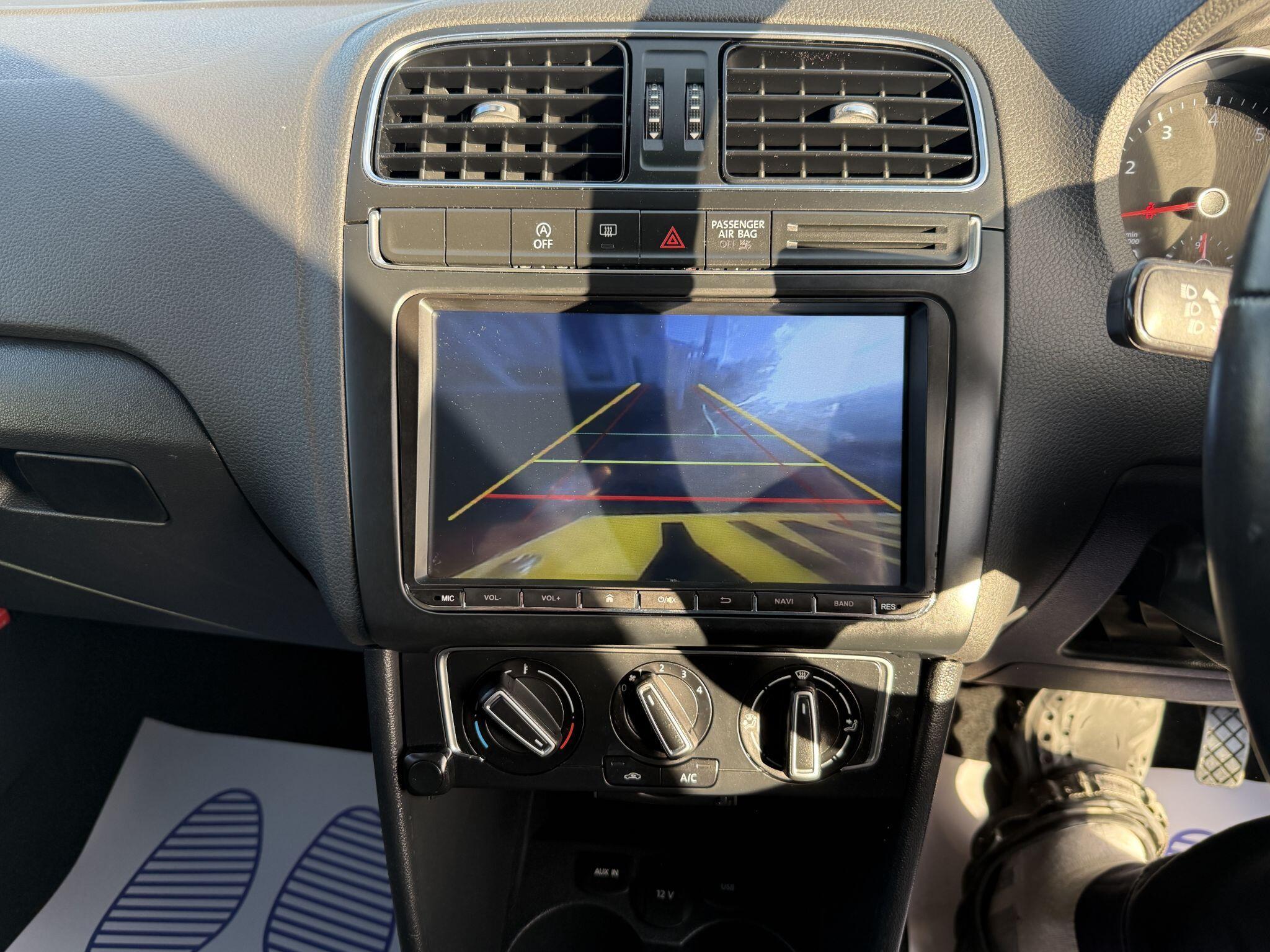 Volkswagen Polo - Image 41