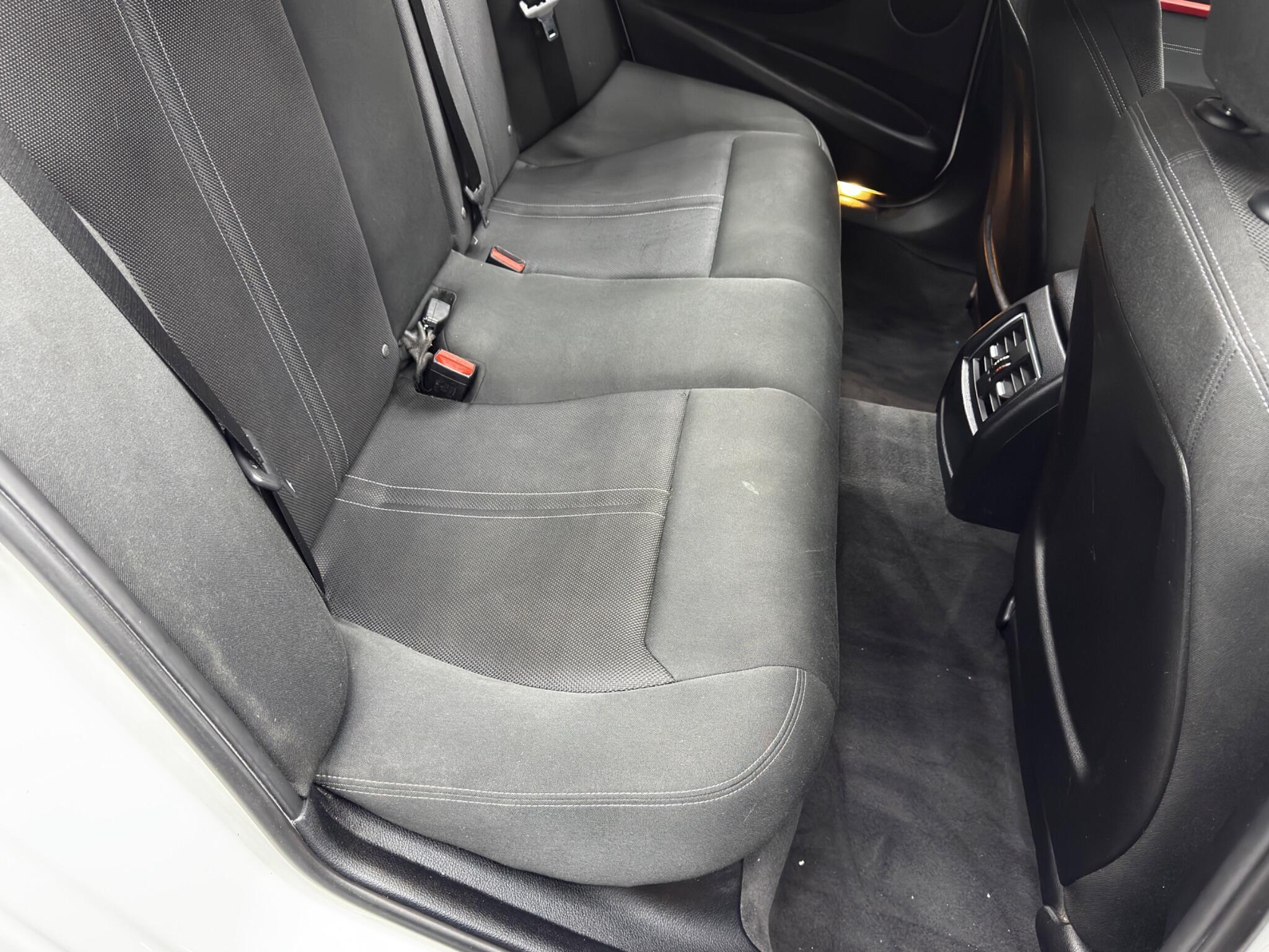 BMW 3 Series - Image 16
