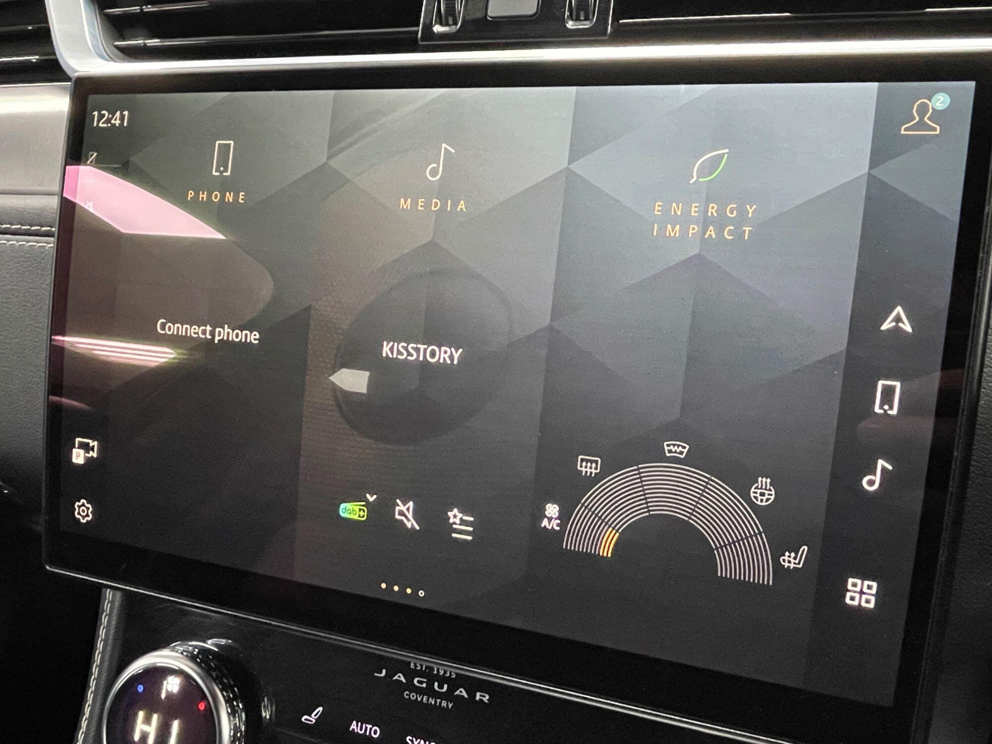 Jaguar F-Pace - Image 41