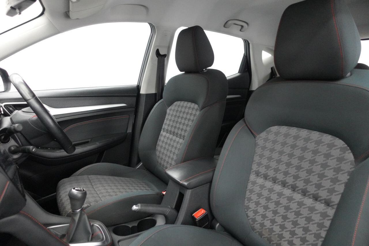 MG MG ZS - Image 18