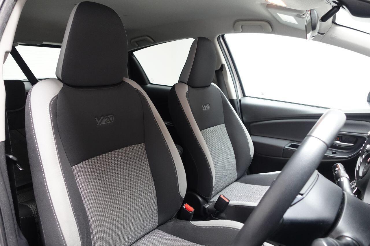 Toyota Yaris - Image 3