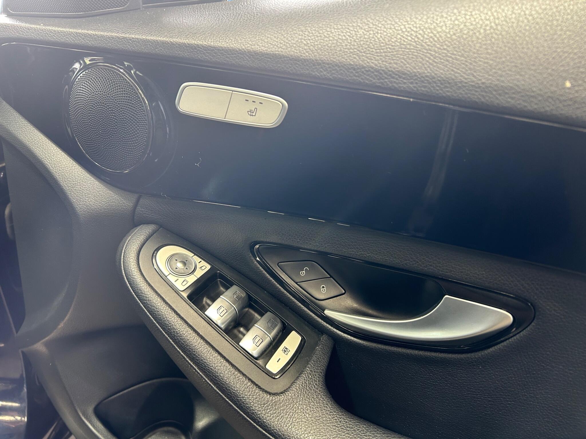 Mercedes C Class - Image 10