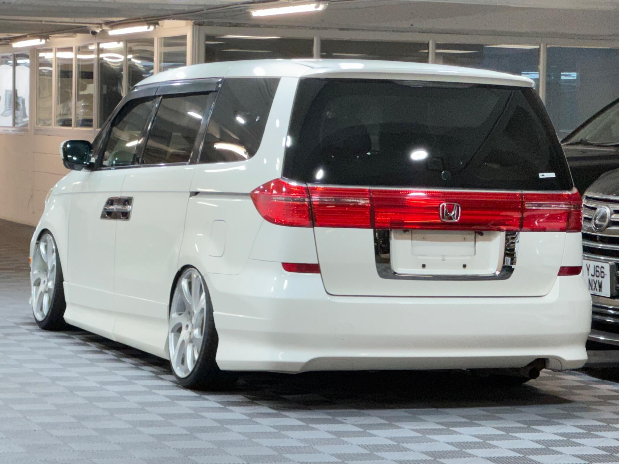 Honda Elysion - Image 3