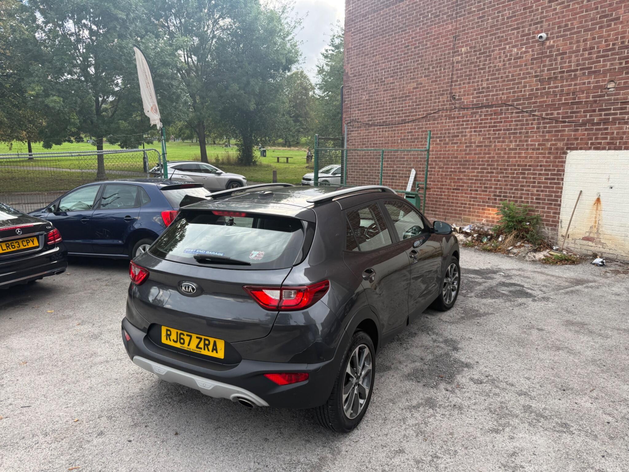 Kia Stonic - Image 13
