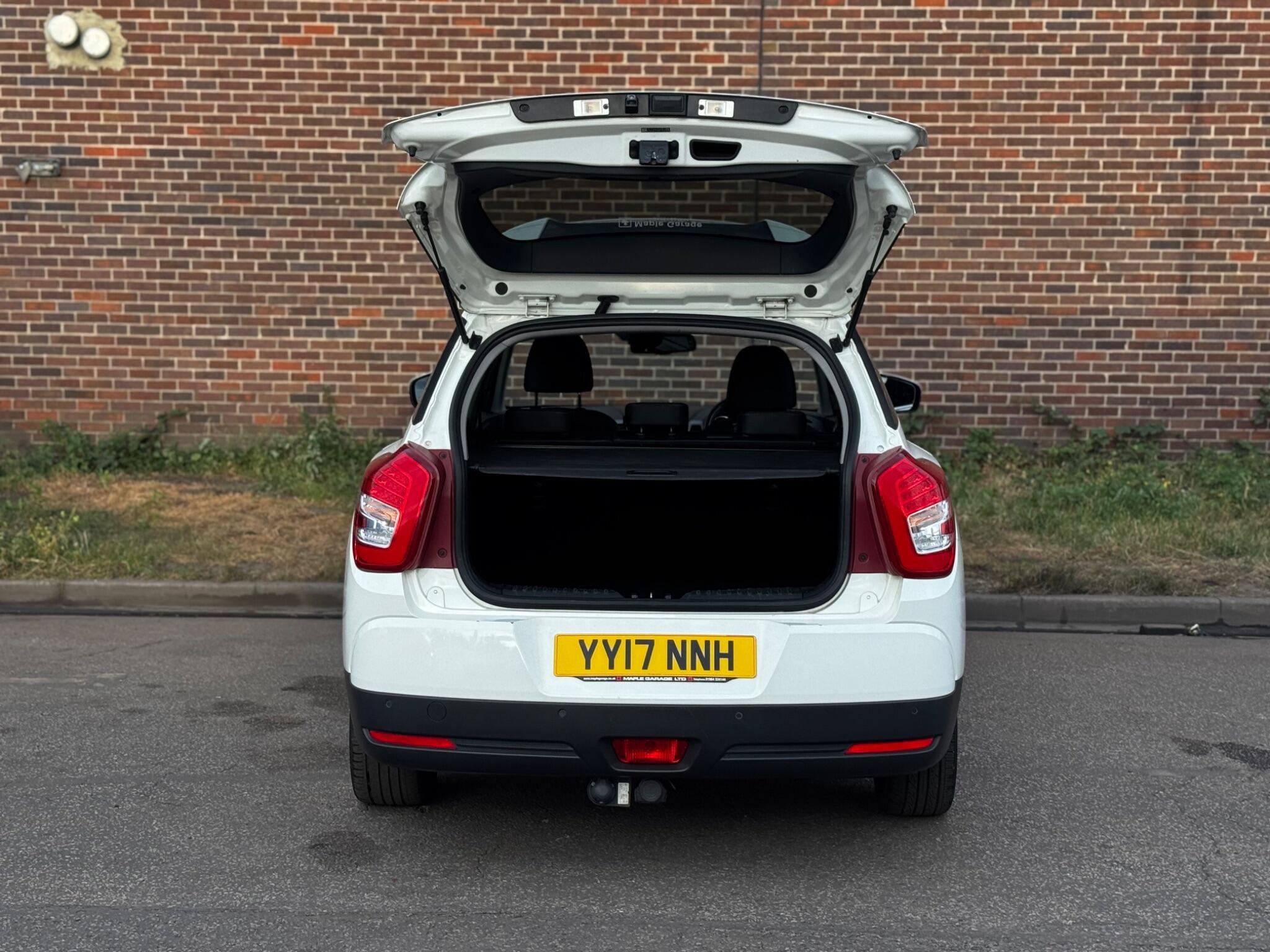 Ssangyong Tivoli XLV - Image 17