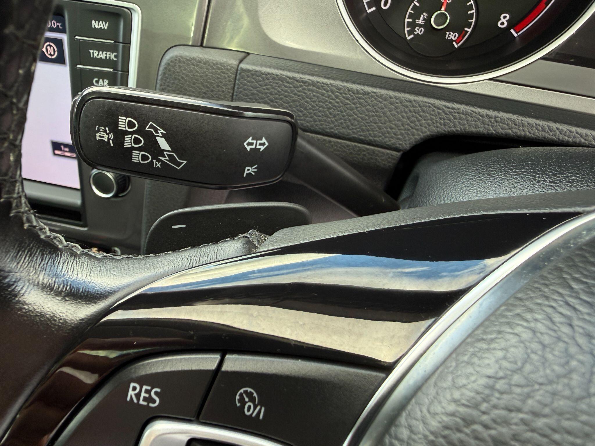 Volkswagen Golf - Image 57