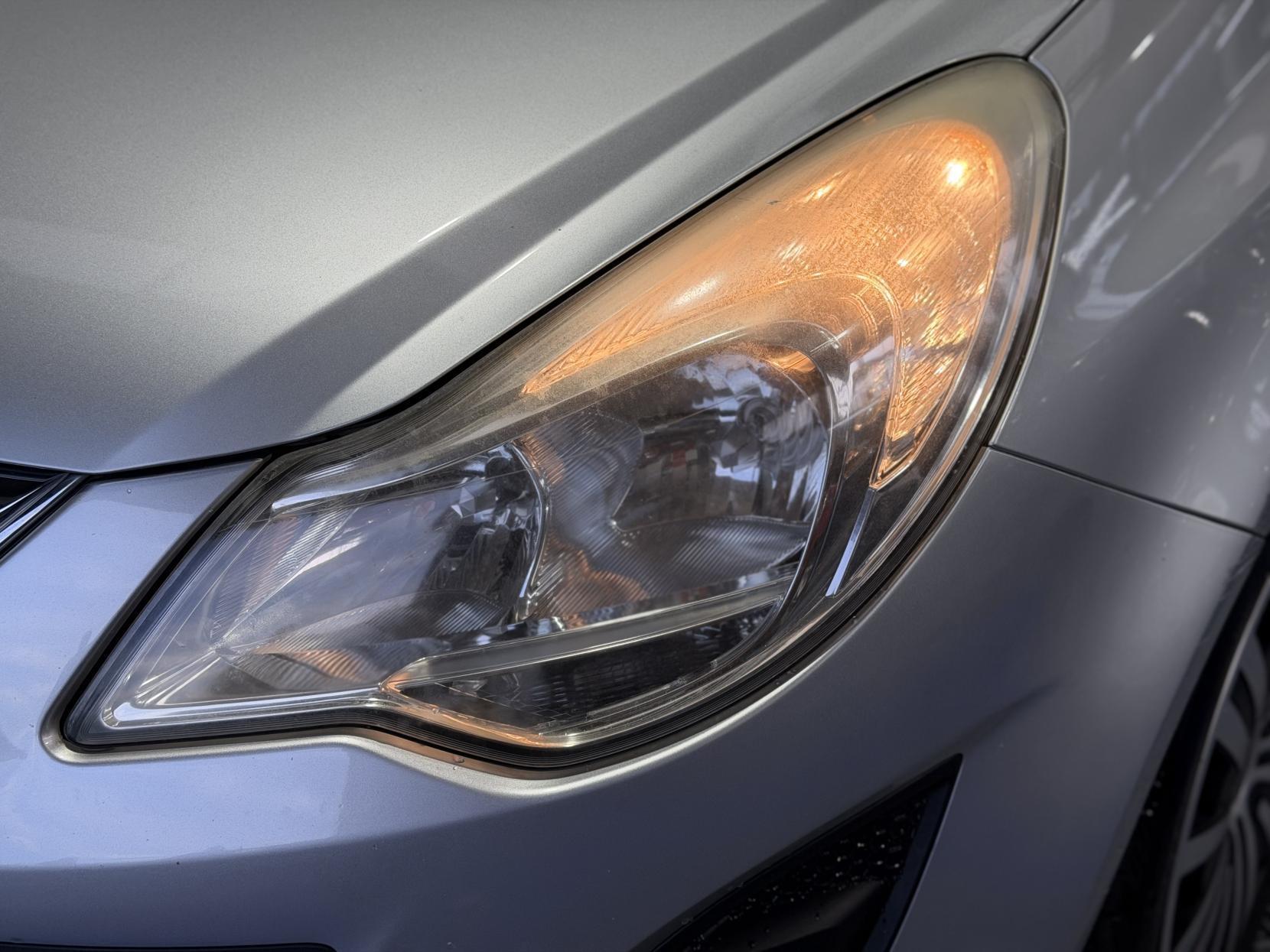 Vauxhall Corsa - Image 10