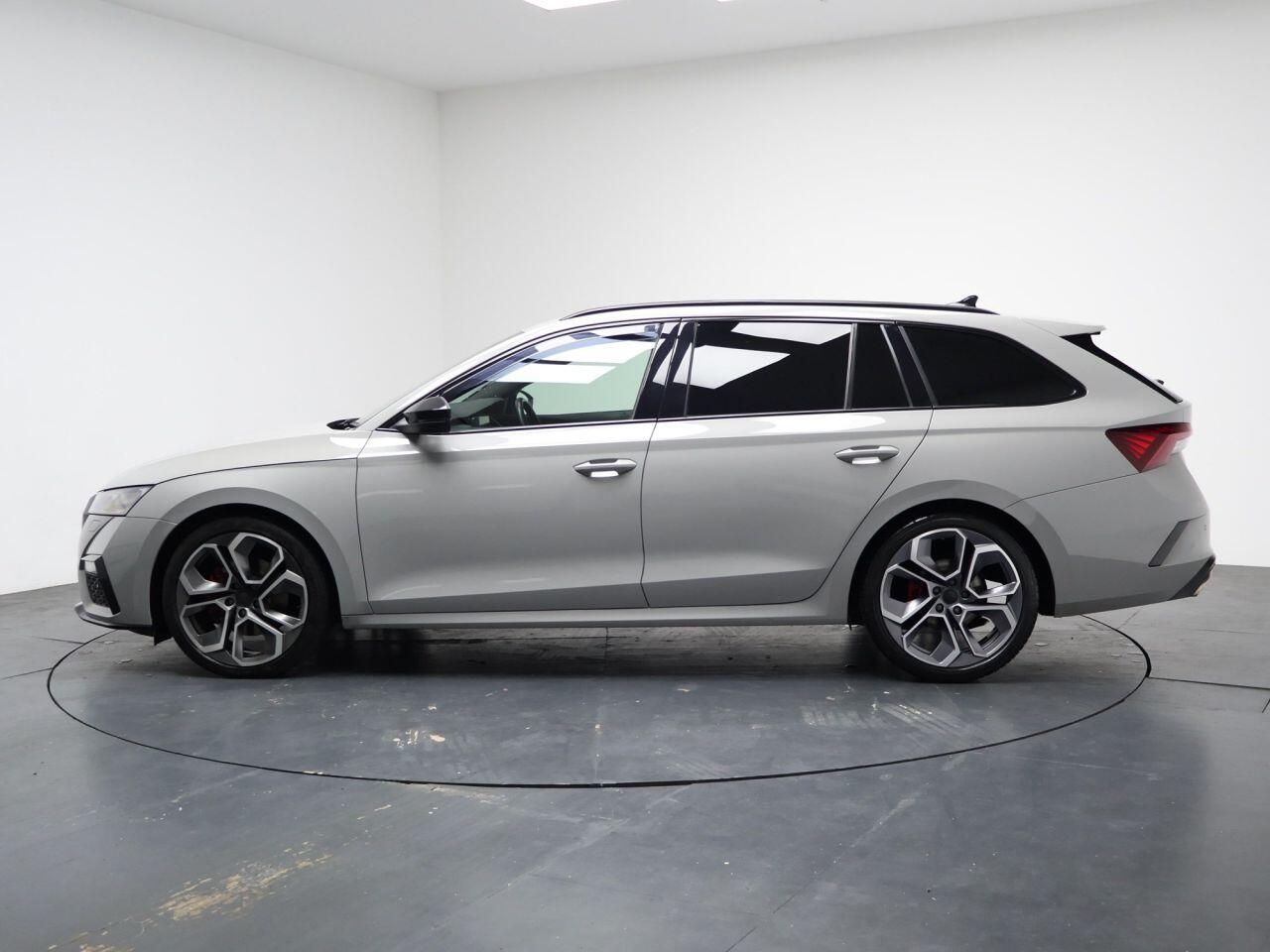 Skoda Octavia - Image 4