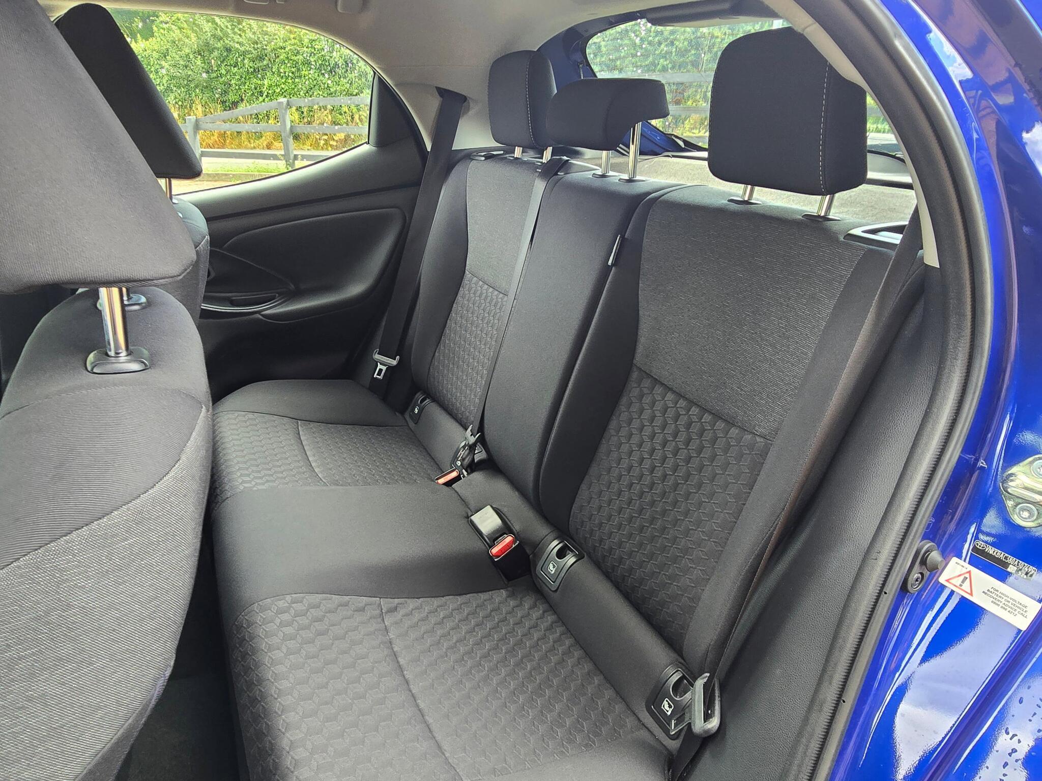Toyota Yaris - Image 6