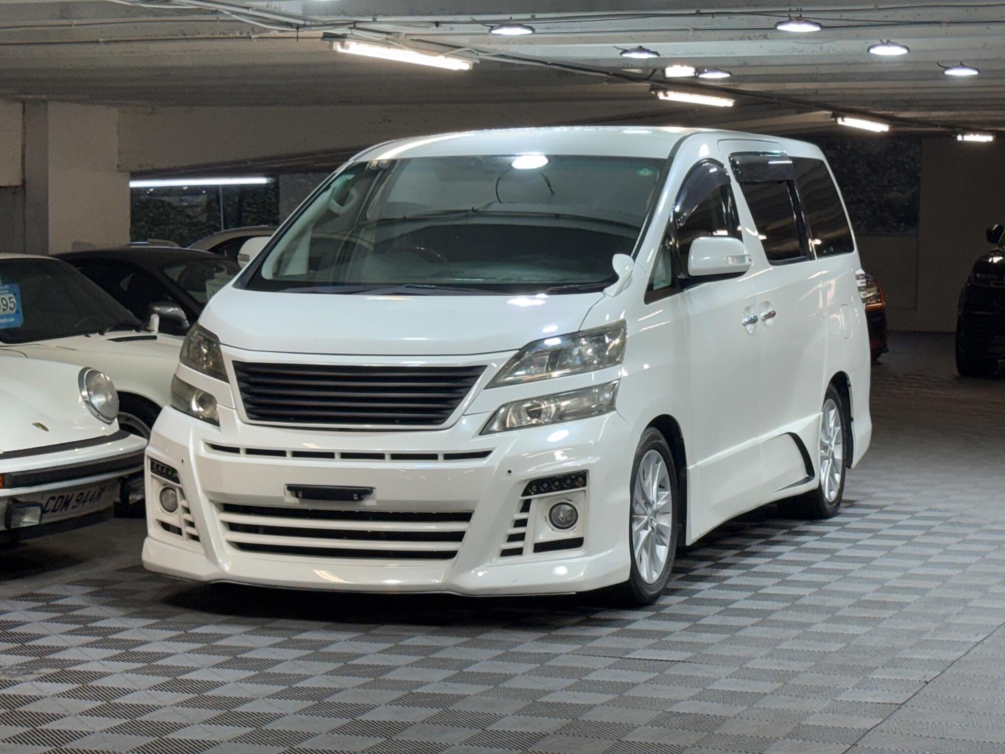 Toyota Vellfire - Image 6