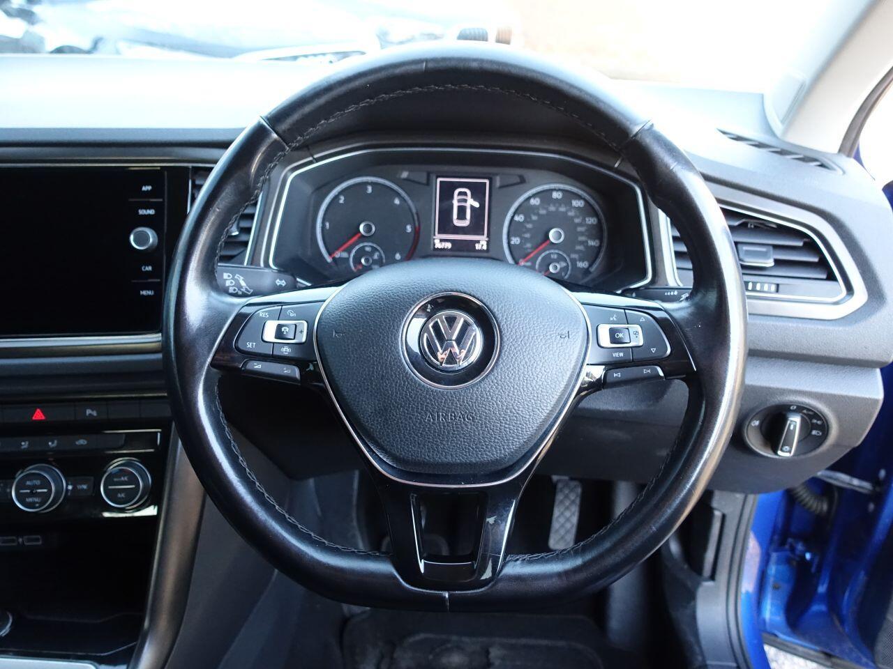 Volkswagen T-Roc - Image 11