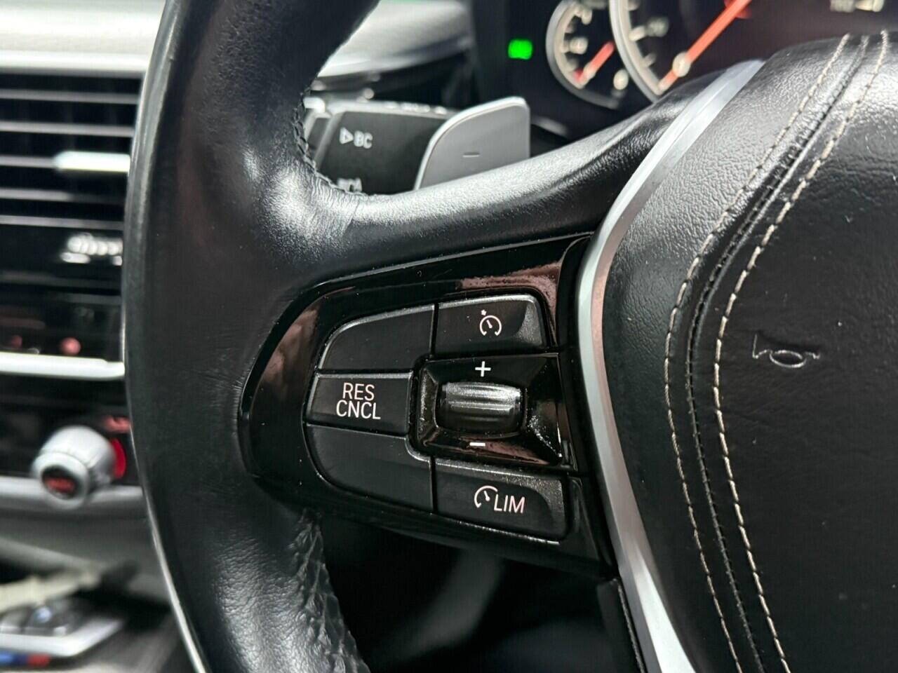 BMW 5 Series - Image 22