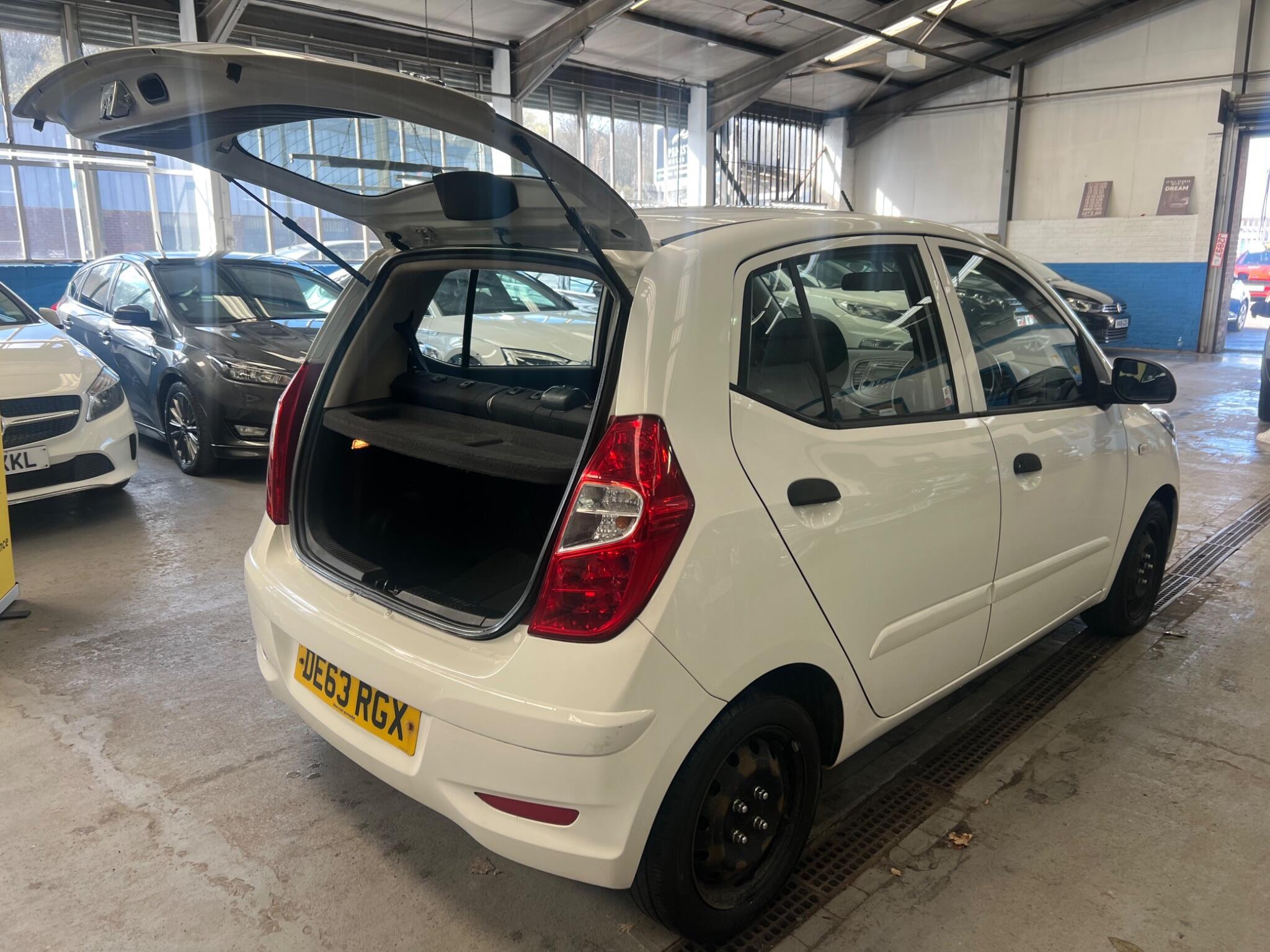 Hyundai i10 - Image 13