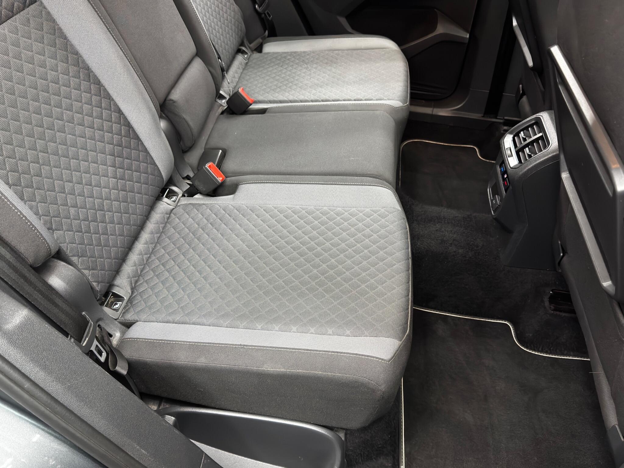 Volkswagen Tiguan - Image 16