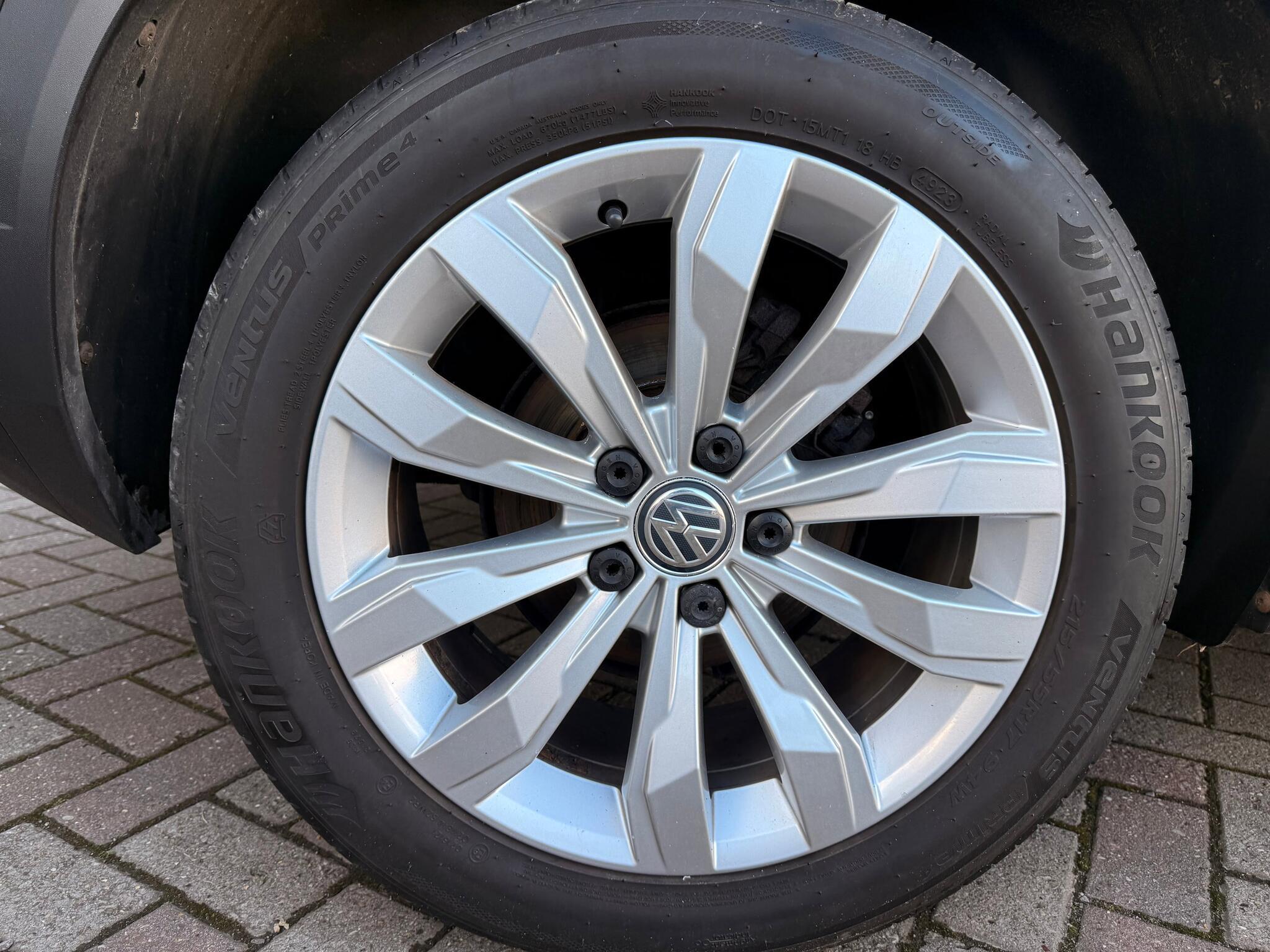 Volkswagen T-Roc - Image 10