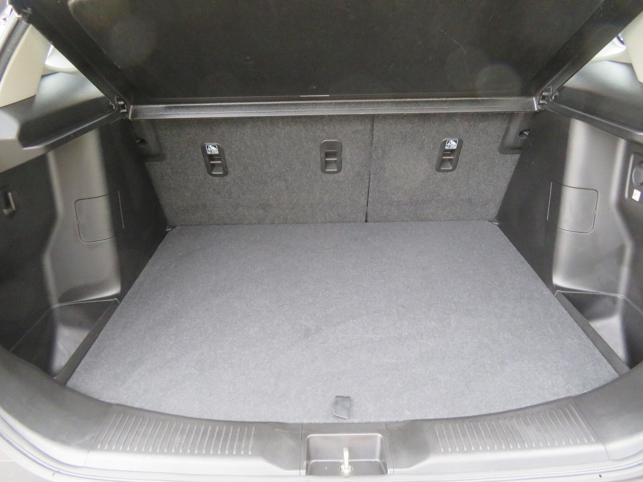 Suzuki S-Cross - Image 9