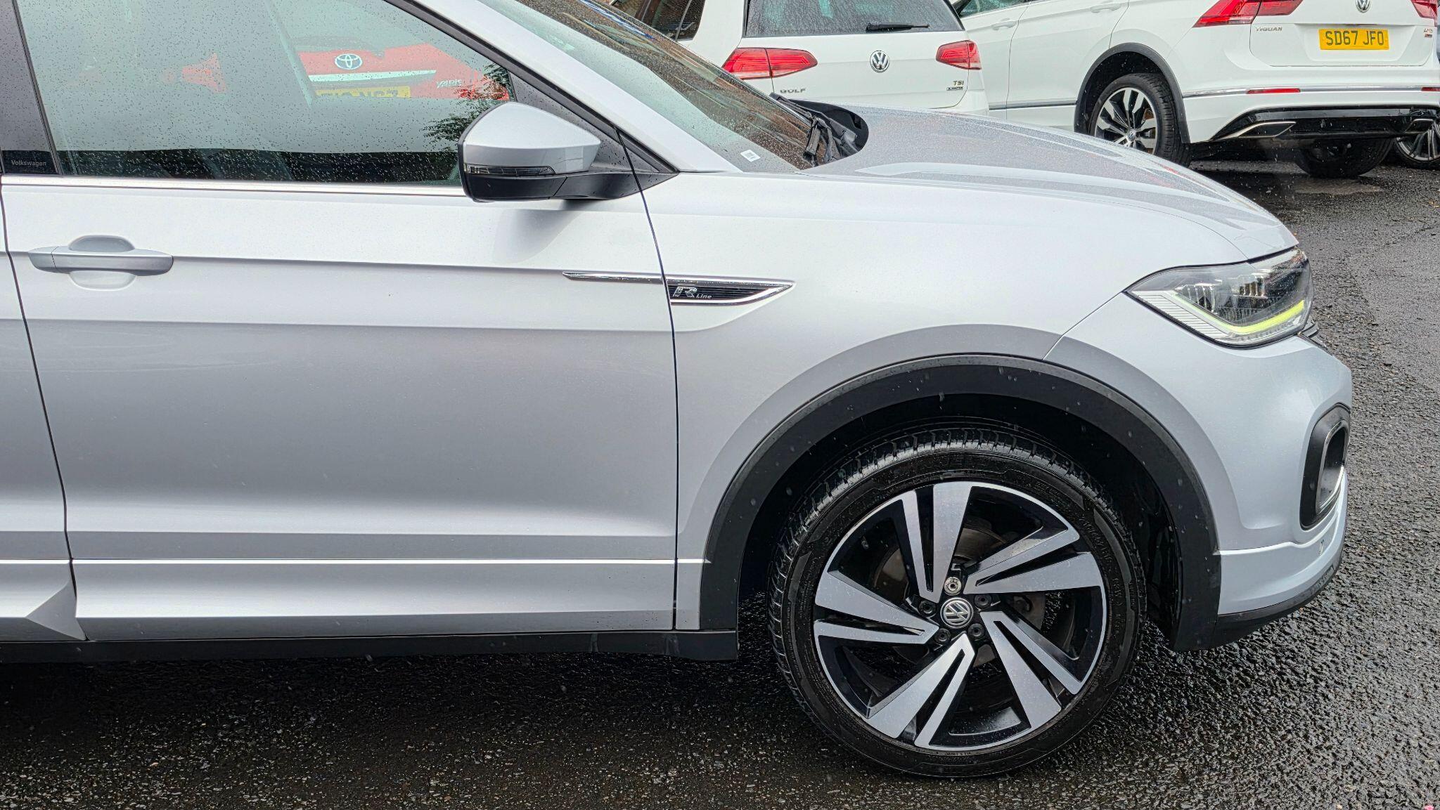Volkswagen T-Cross - Image 9