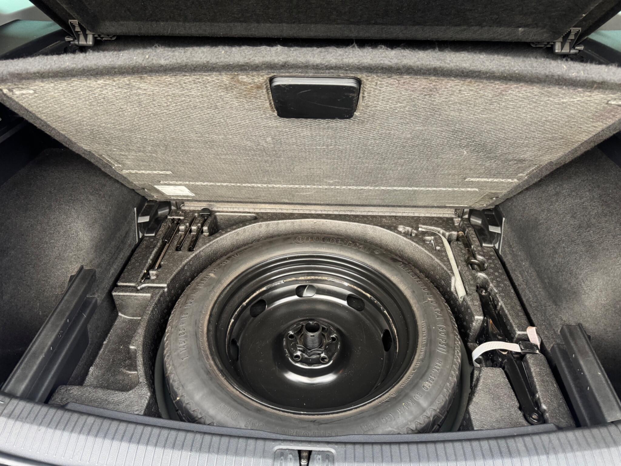 Volkswagen Tiguan - Image 20