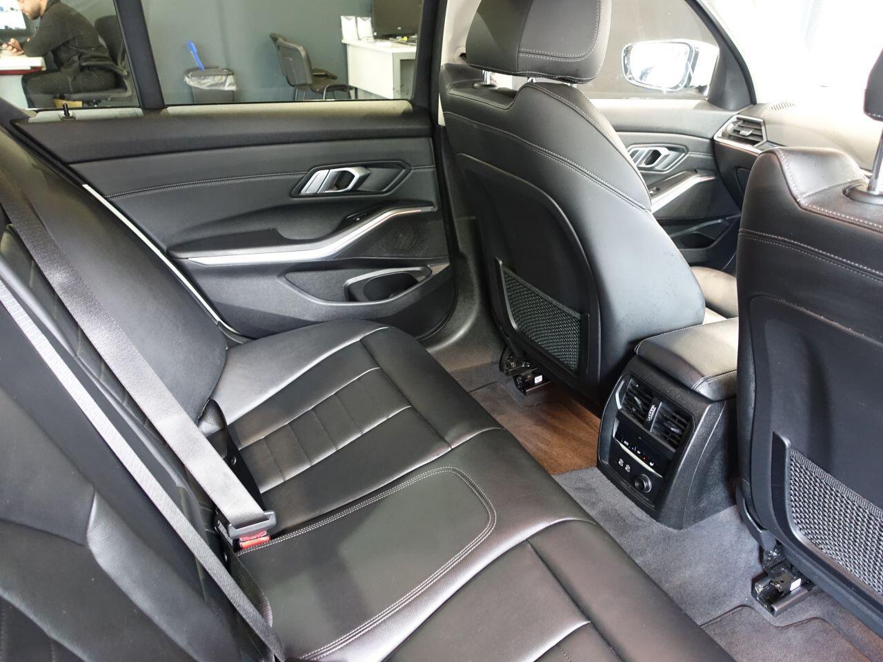 BMW 3 Series - Image 15