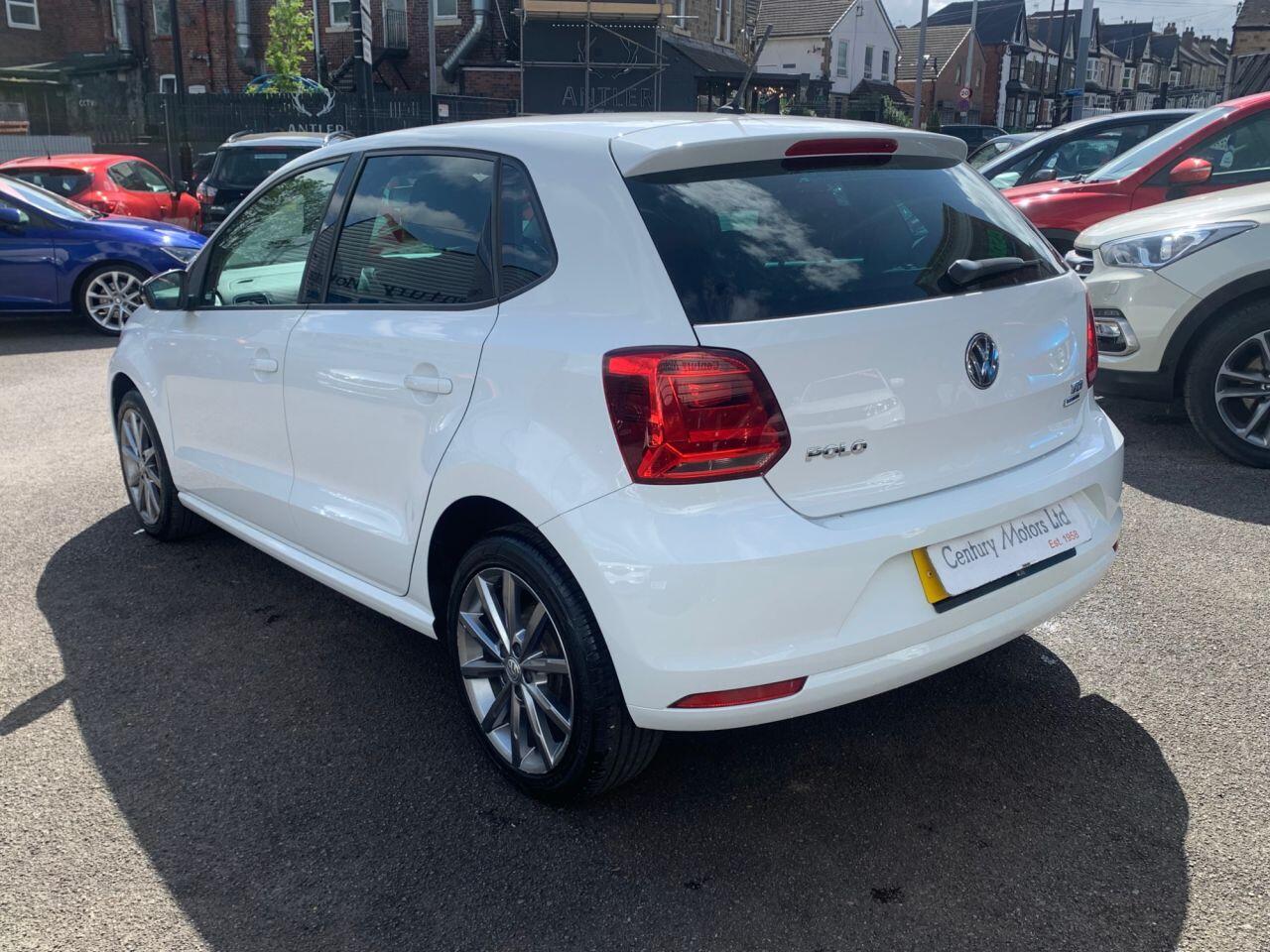Volkswagen Polo - Image 5