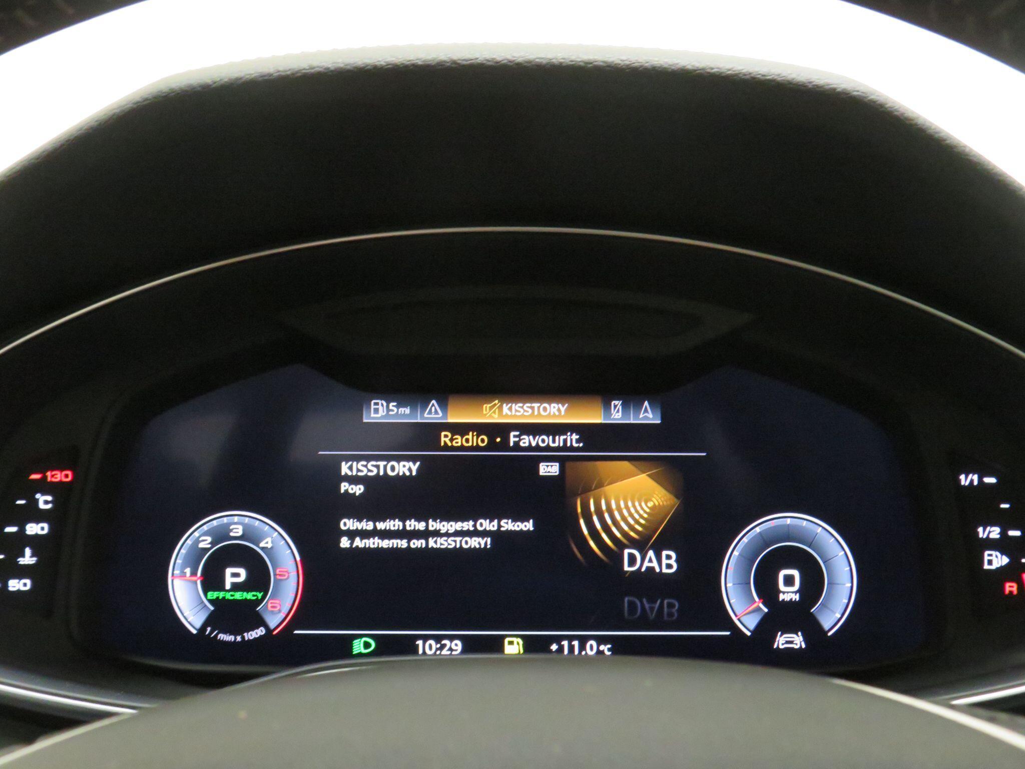 Audi A6 Avant - Image 15