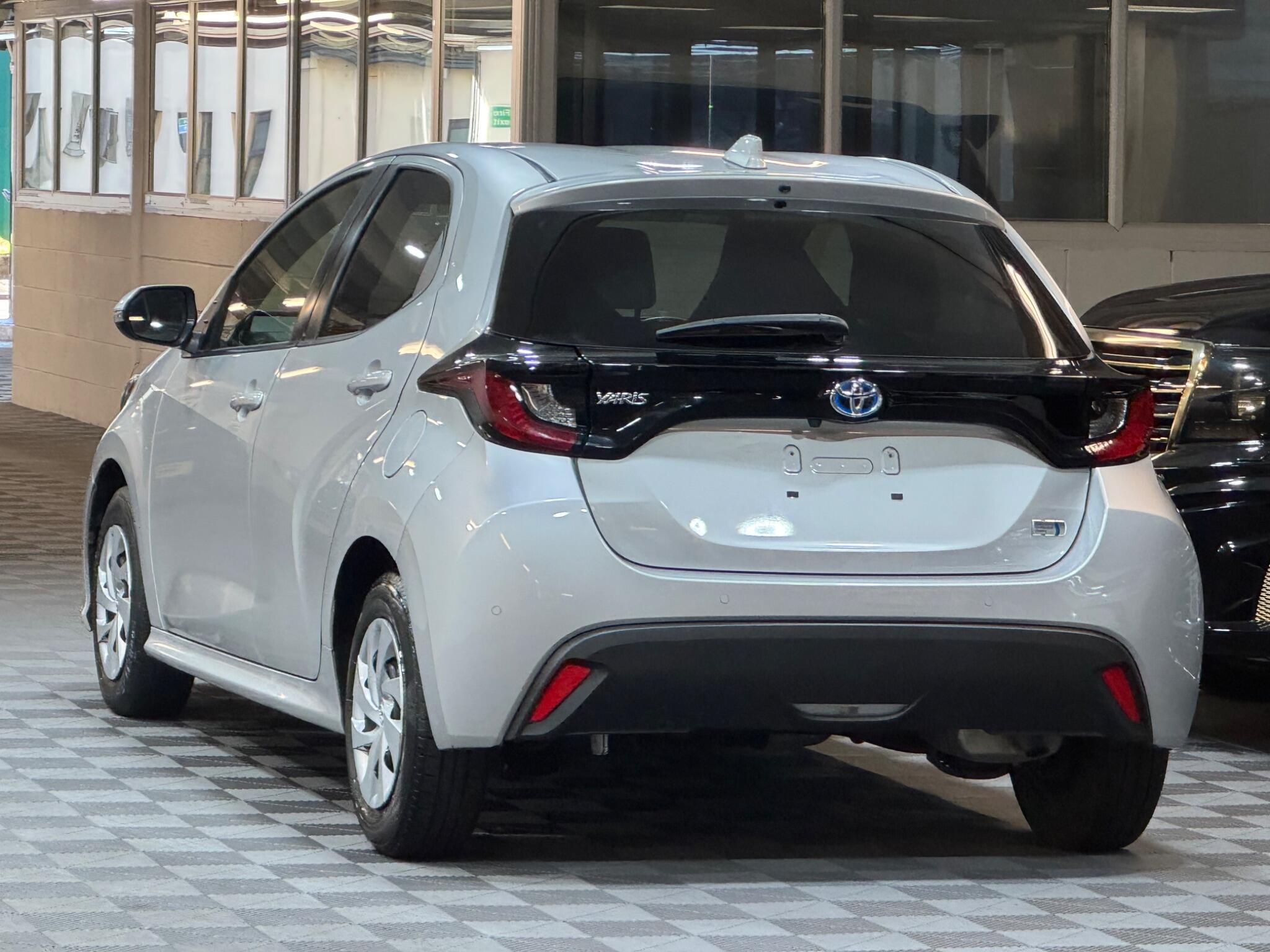 Toyota Yaris - Image 3
