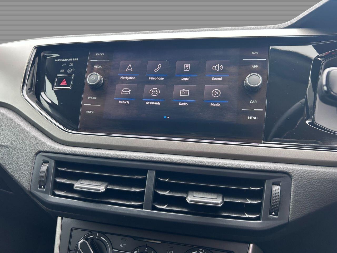 Volkswagen Polo - Image 23