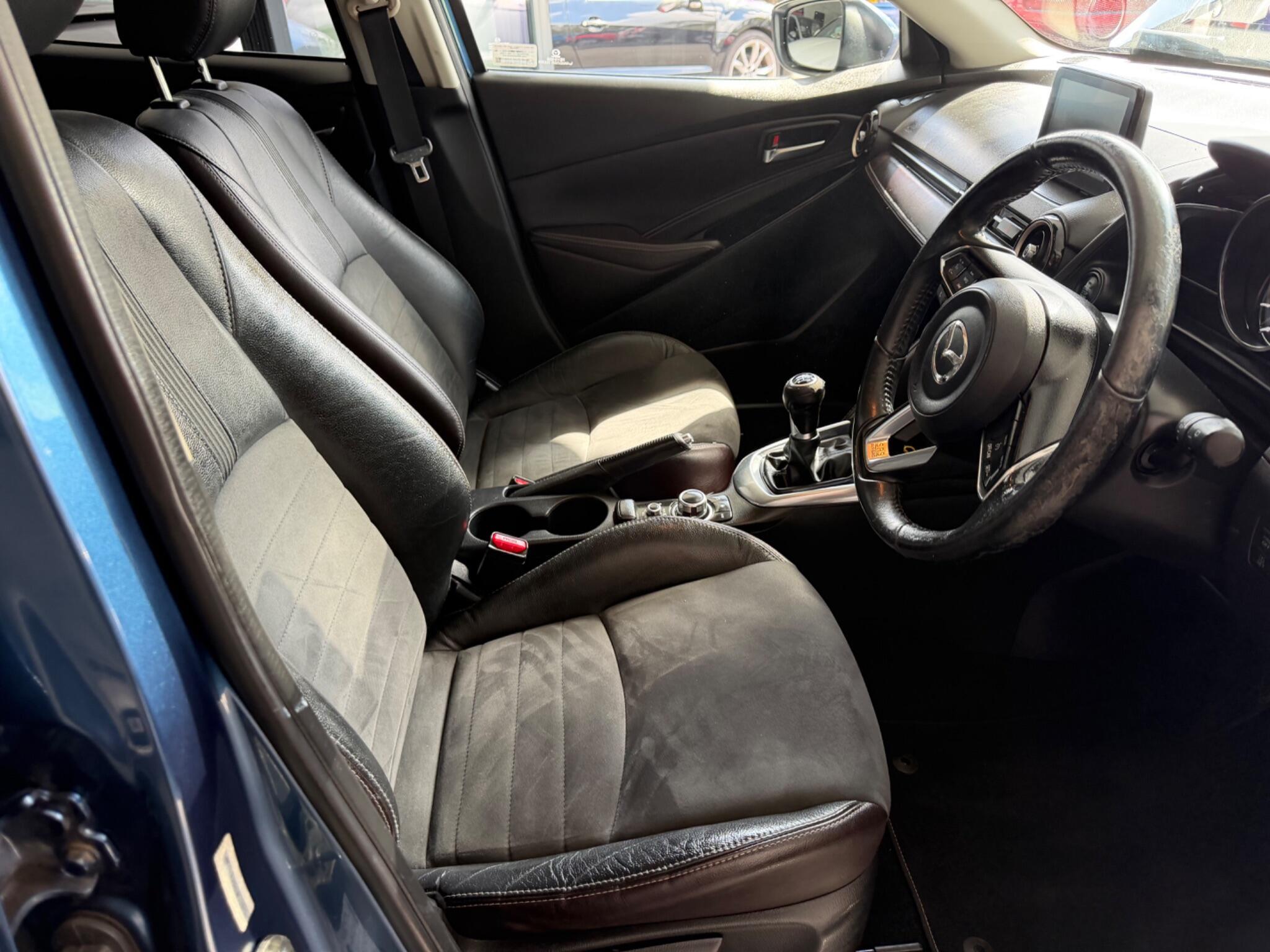 Mazda MAZDA2 - Image 14