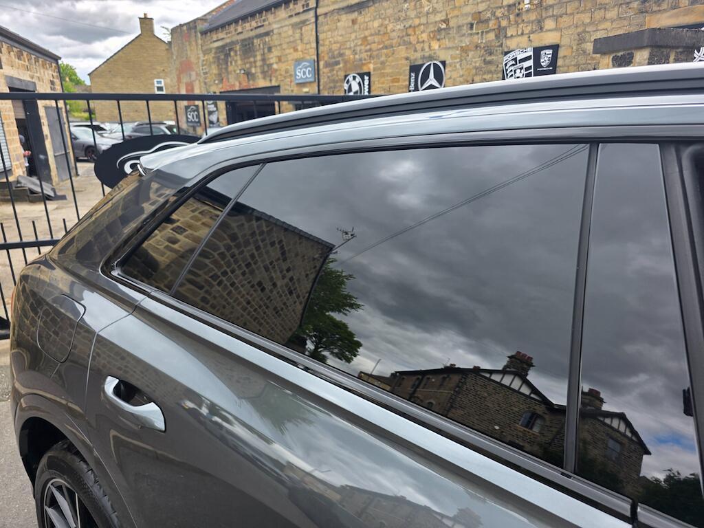 Audi Q8 - Image 14