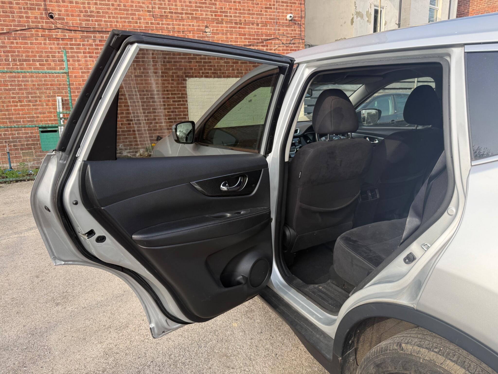 Nissan X-Trail - Image 21