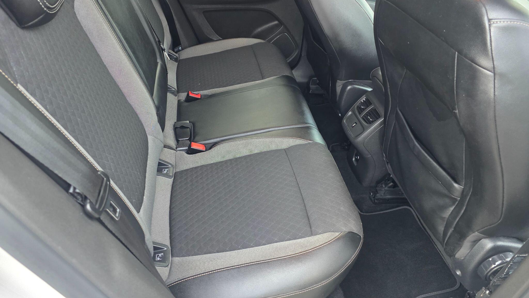 Vauxhall Grandland X - Image 37