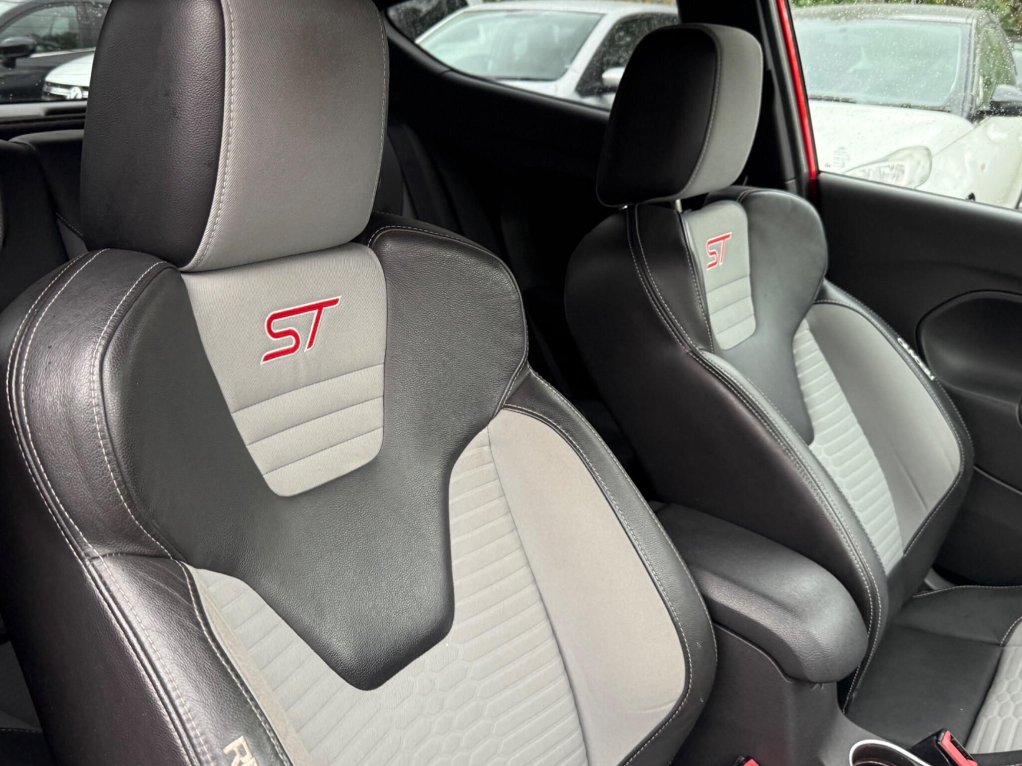 Ford Fiesta - Image 19