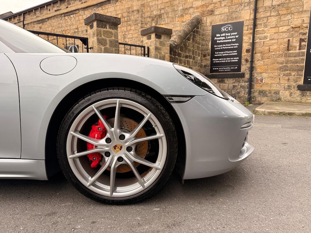 Porsche 718 Cayman - Image 16