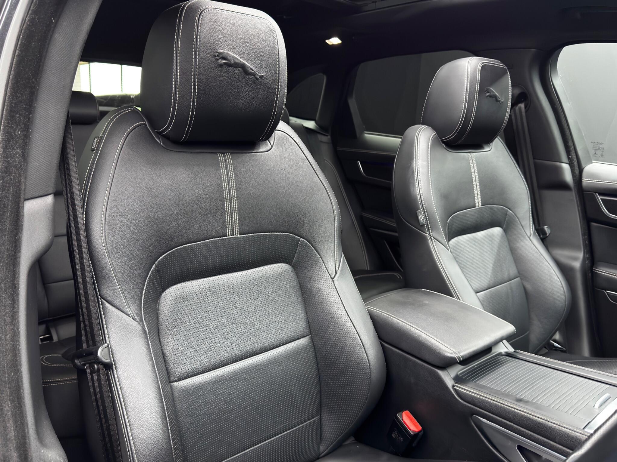 Jaguar F-Pace - Image 12