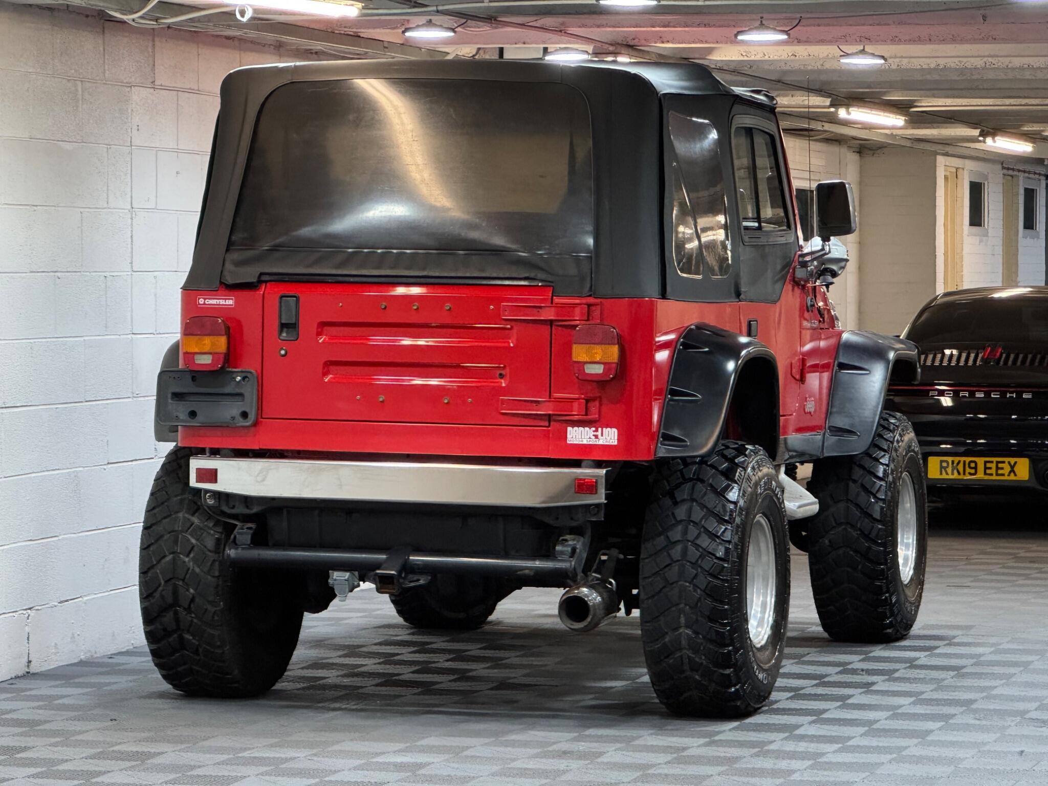 Jeep Wrangler - Image 4