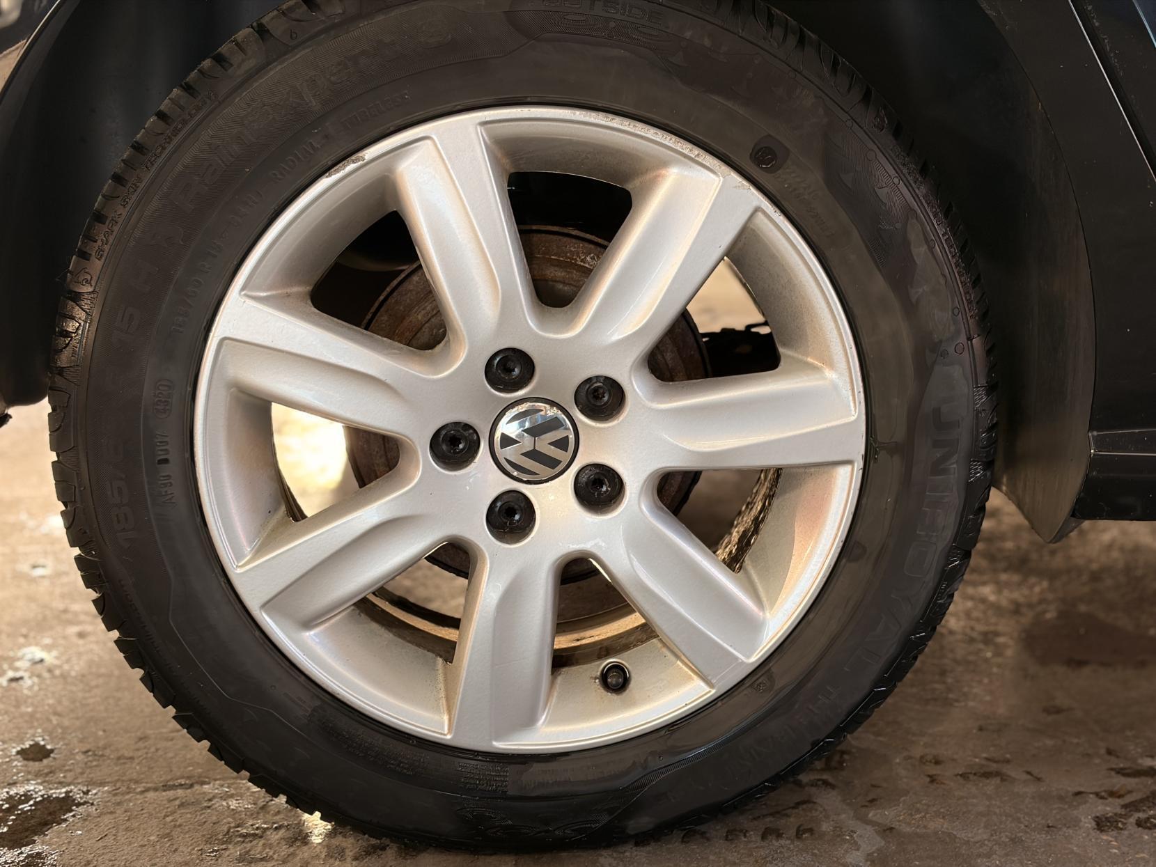 Volkswagen Polo - Image 12