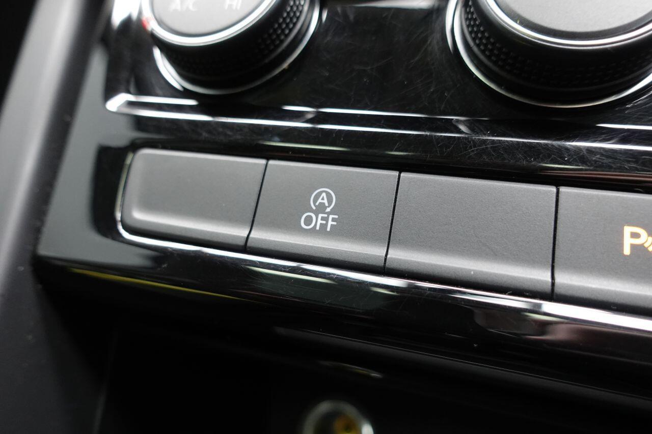 Volkswagen Touran - Image 41