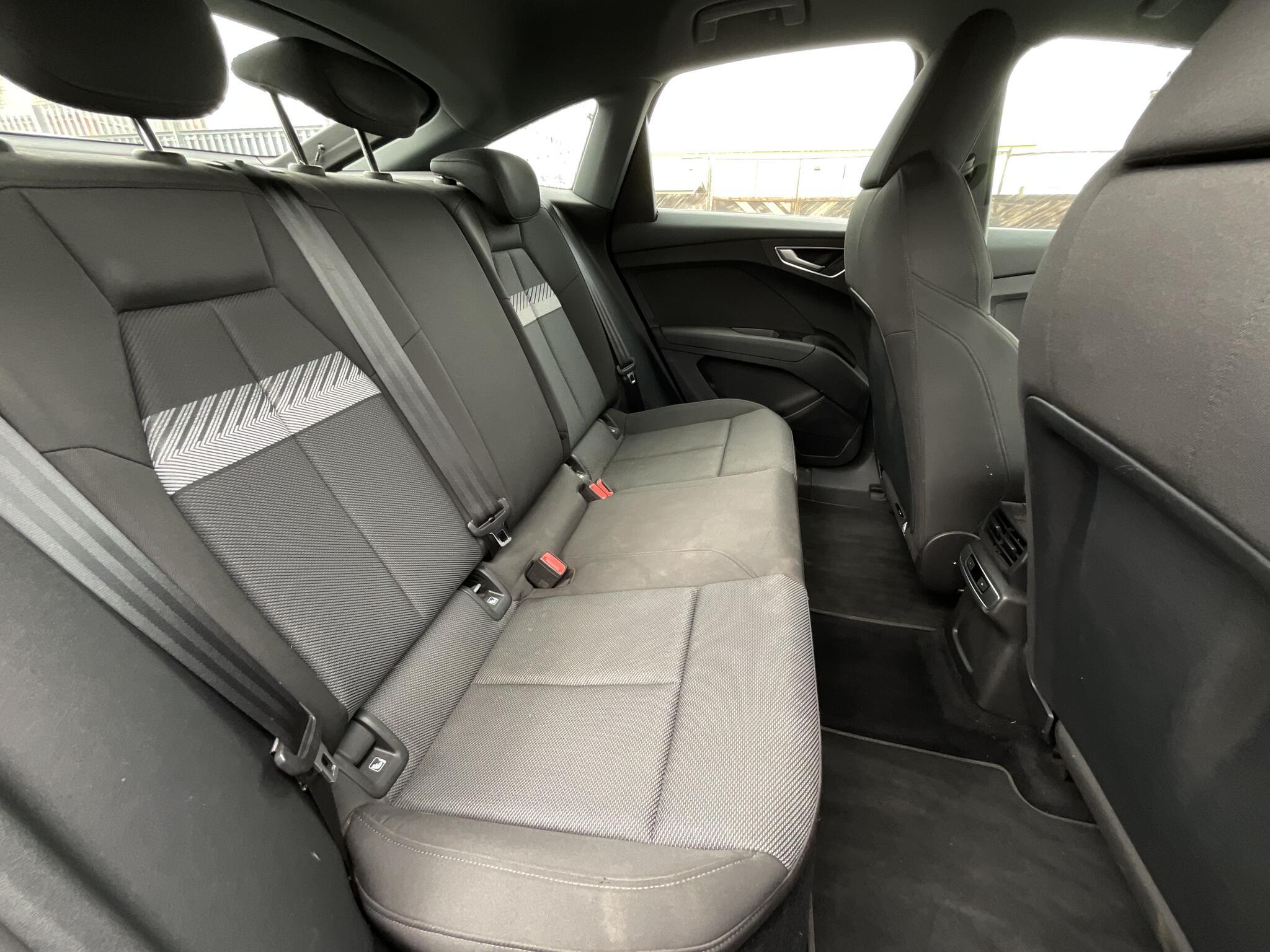 Audi Q4 E-Tron - Image 2