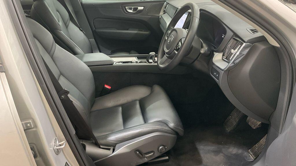 Volvo XC60 - Image 3