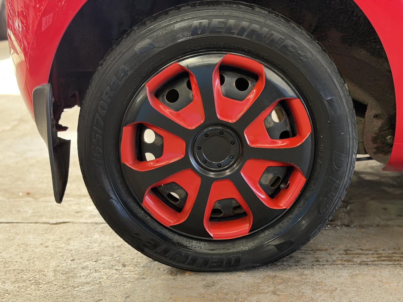 Volkswagen up! - Image 11