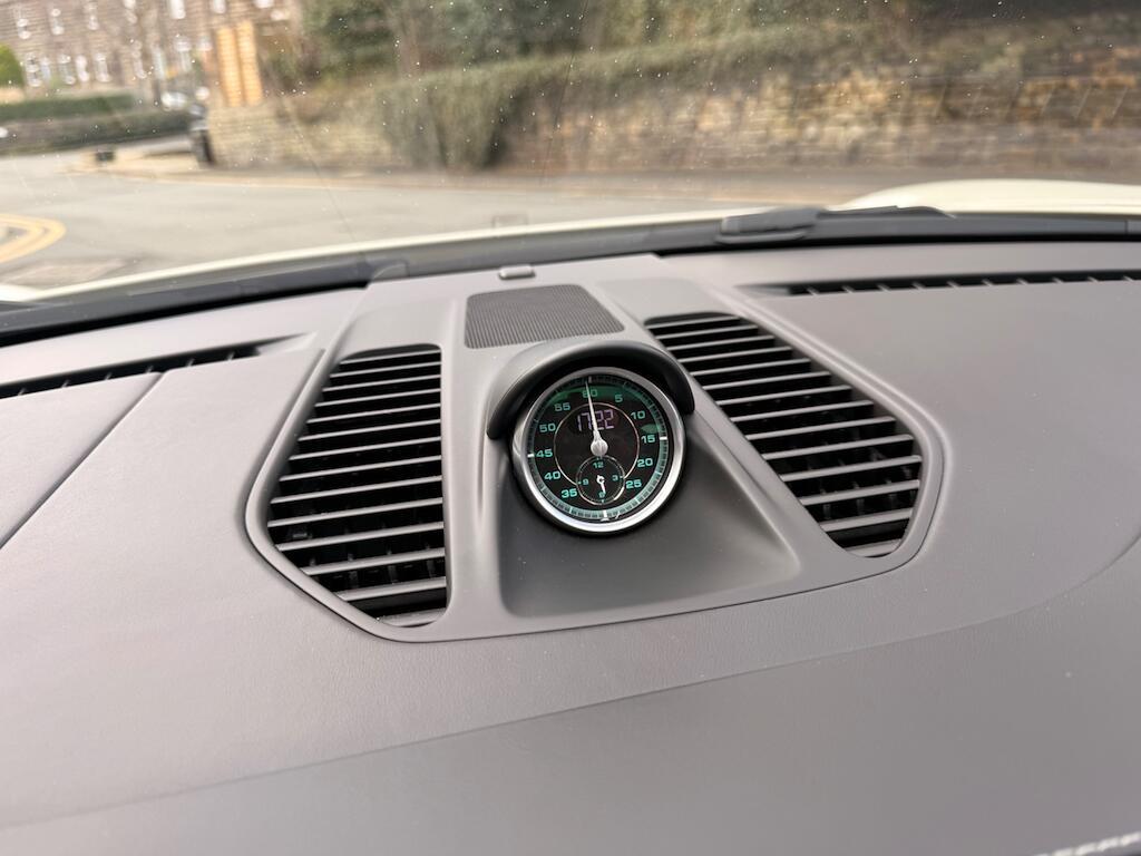 Porsche 911 - Image 66