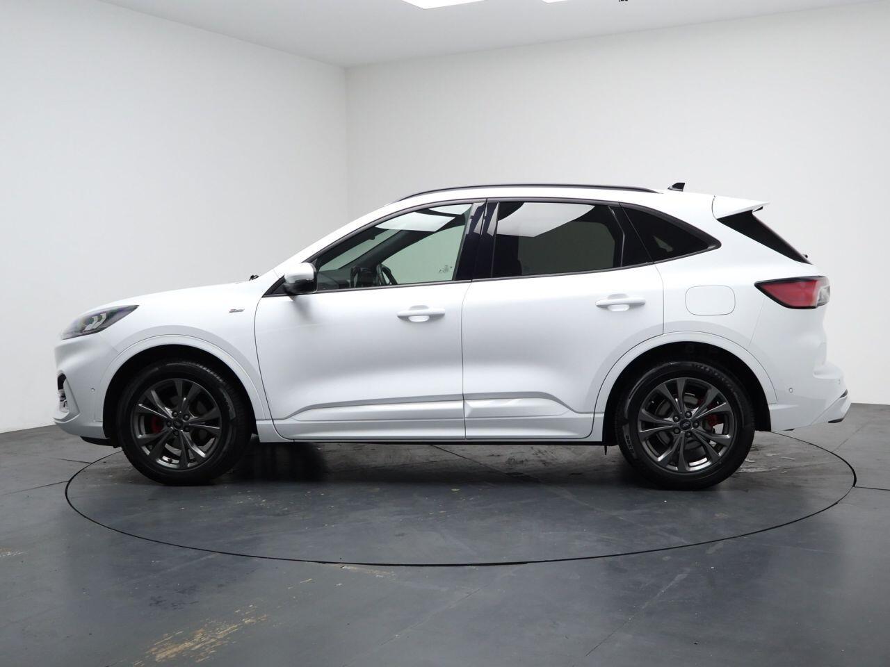 Ford Kuga - Image 8