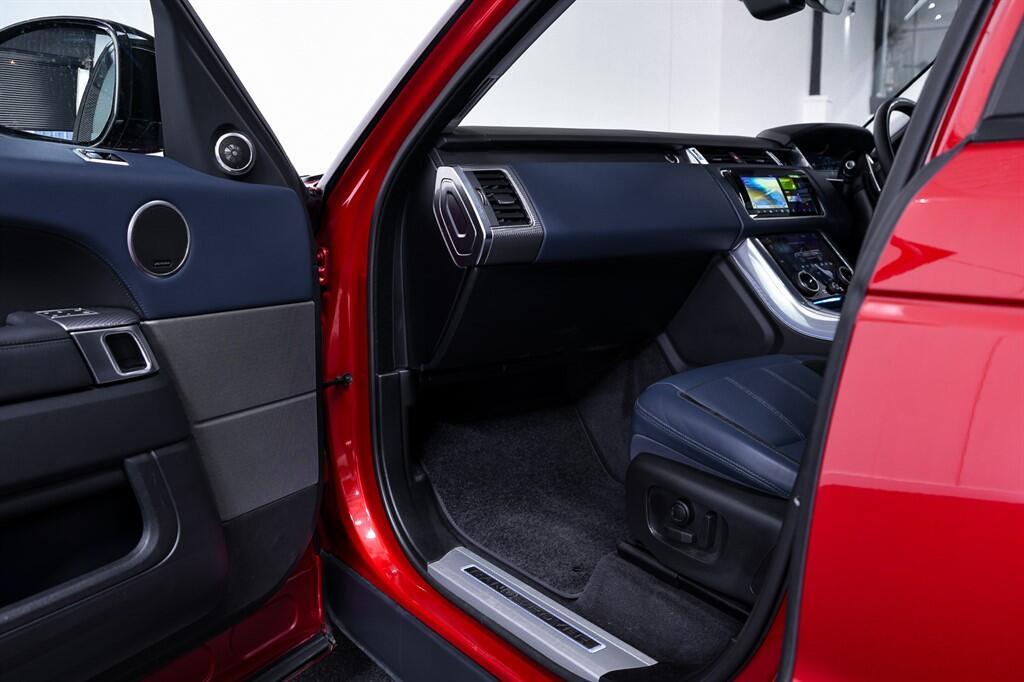 Land Rover RANGE ROVER SPORT - Image 18