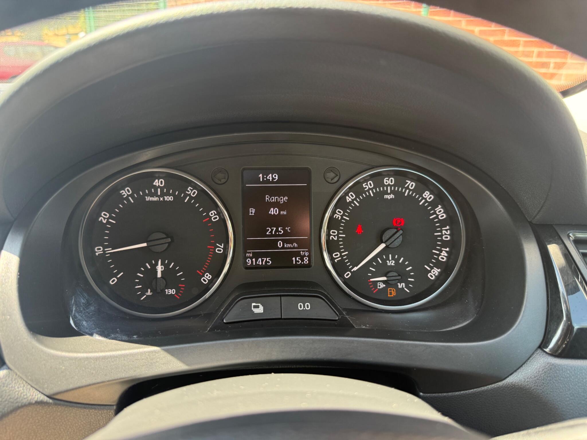 Skoda Rapid - Image 13