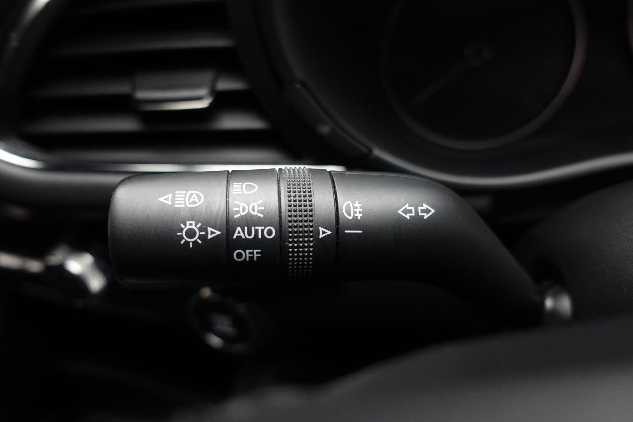 Mazda MAZDA3 - Image 15