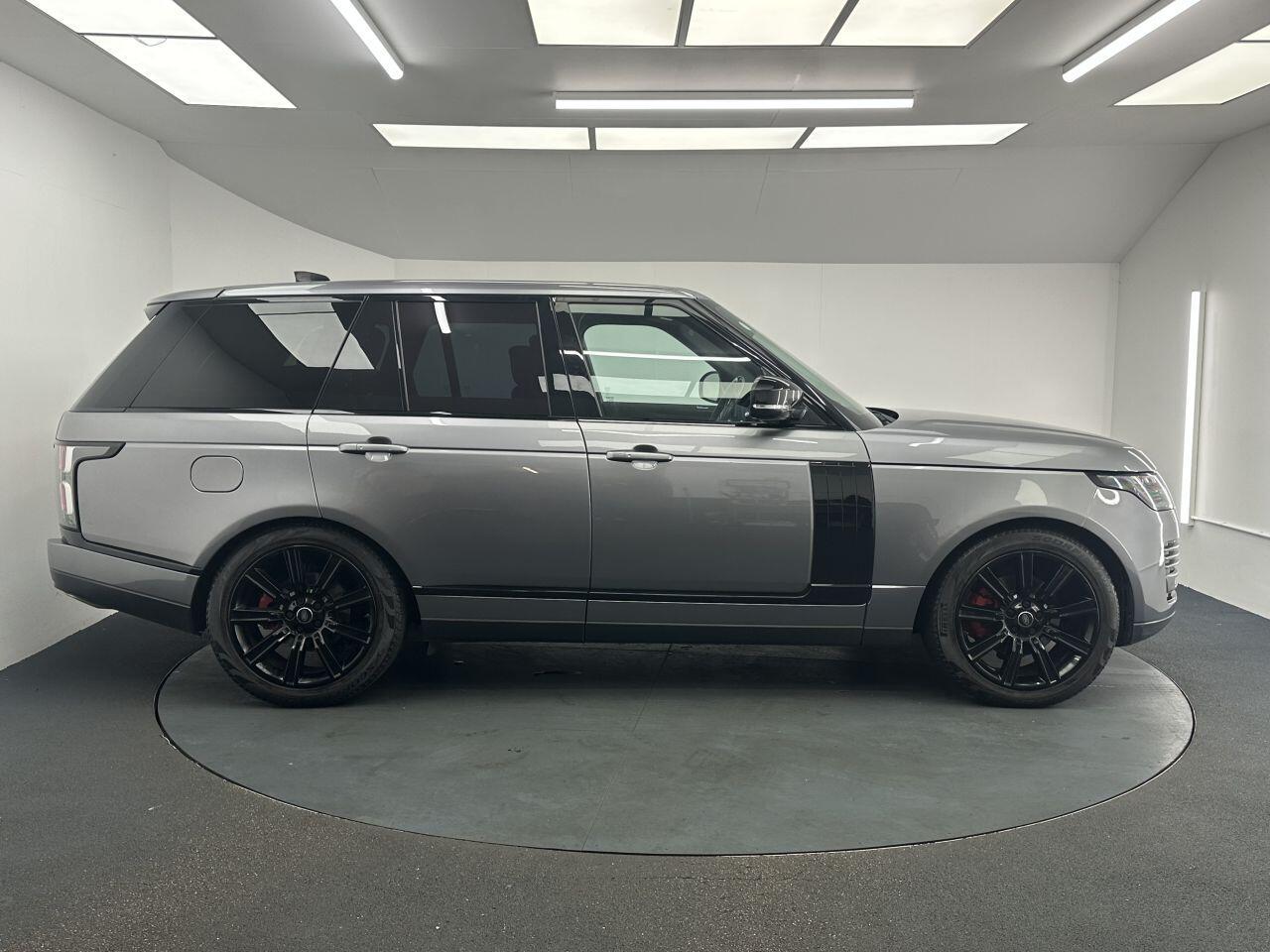 Land Rover Range Rover - Image 9