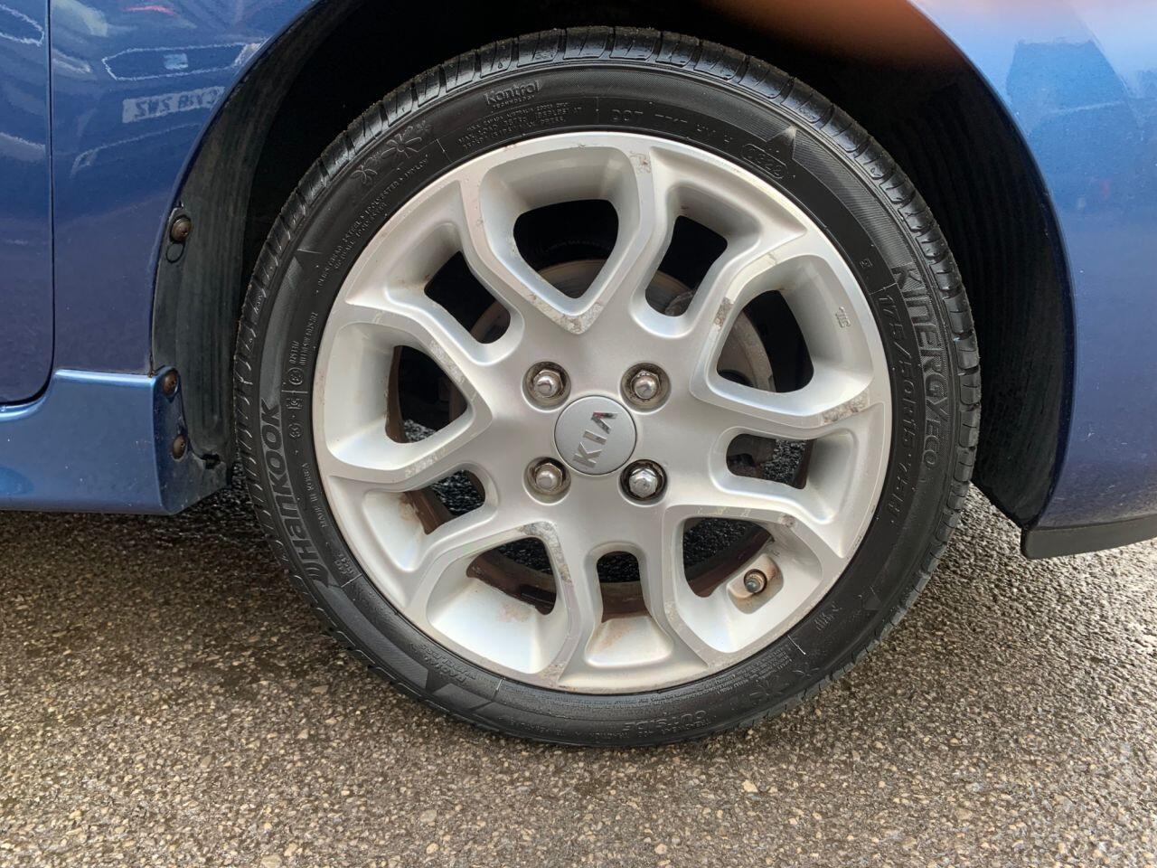 Kia Picanto - Image 12